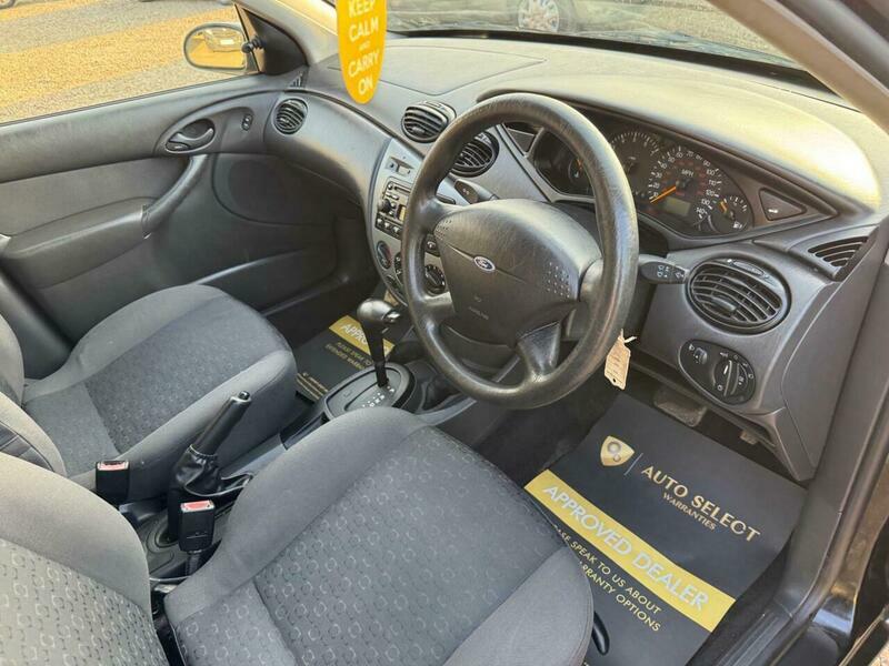 Ford Focus 1.8 L 1.8 Tddi Ghia Blue #23