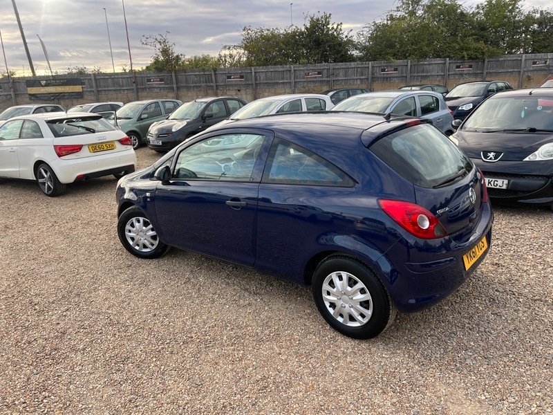 Vauxhall Corsa 1.4 16V Se Euro 5 Brown #15