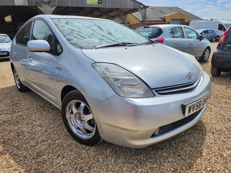 Toyota Prius T4 Black #14