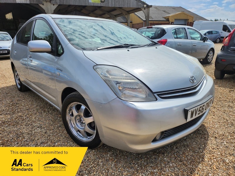 Toyota Prius Vvt-i T Spirit Silver #4