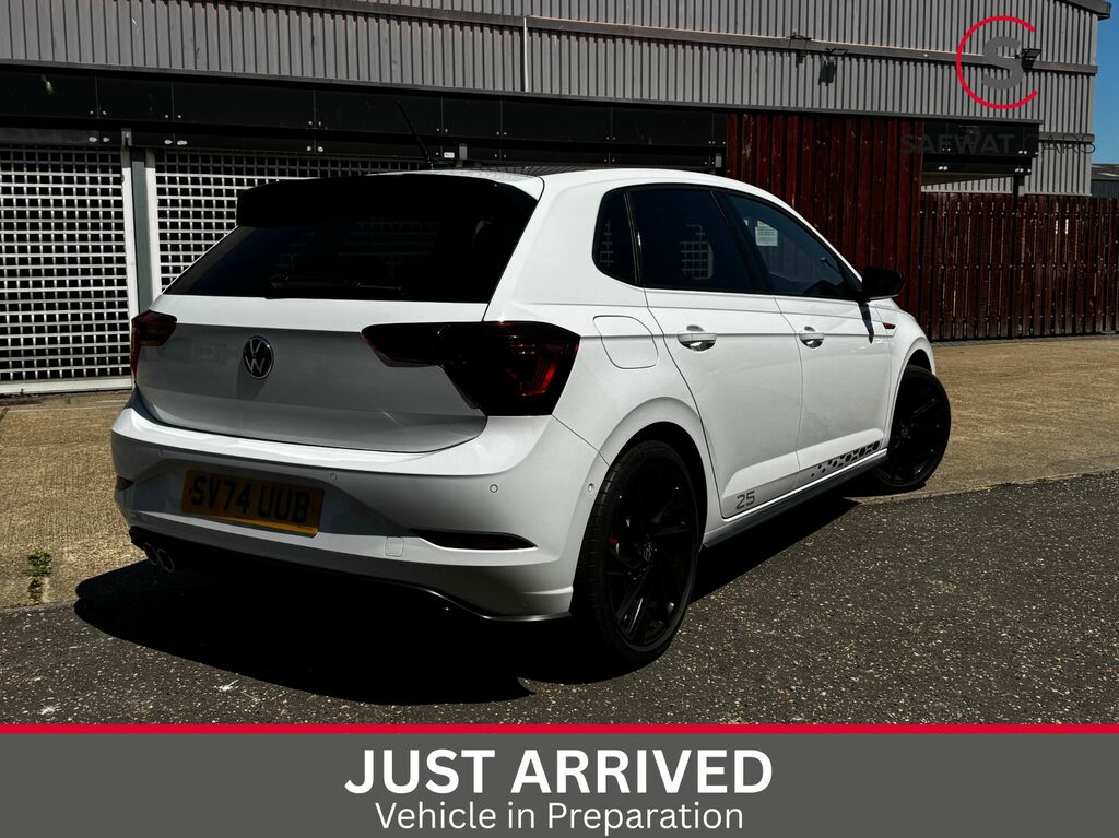 Volkswagen Polo 2024 2.0 Tsi Gti Edition 25 Hatchback D White #2