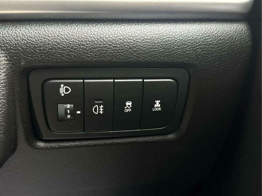SsangYong Korando 2.0D Elx4 4Wd Euro 5 Black #28