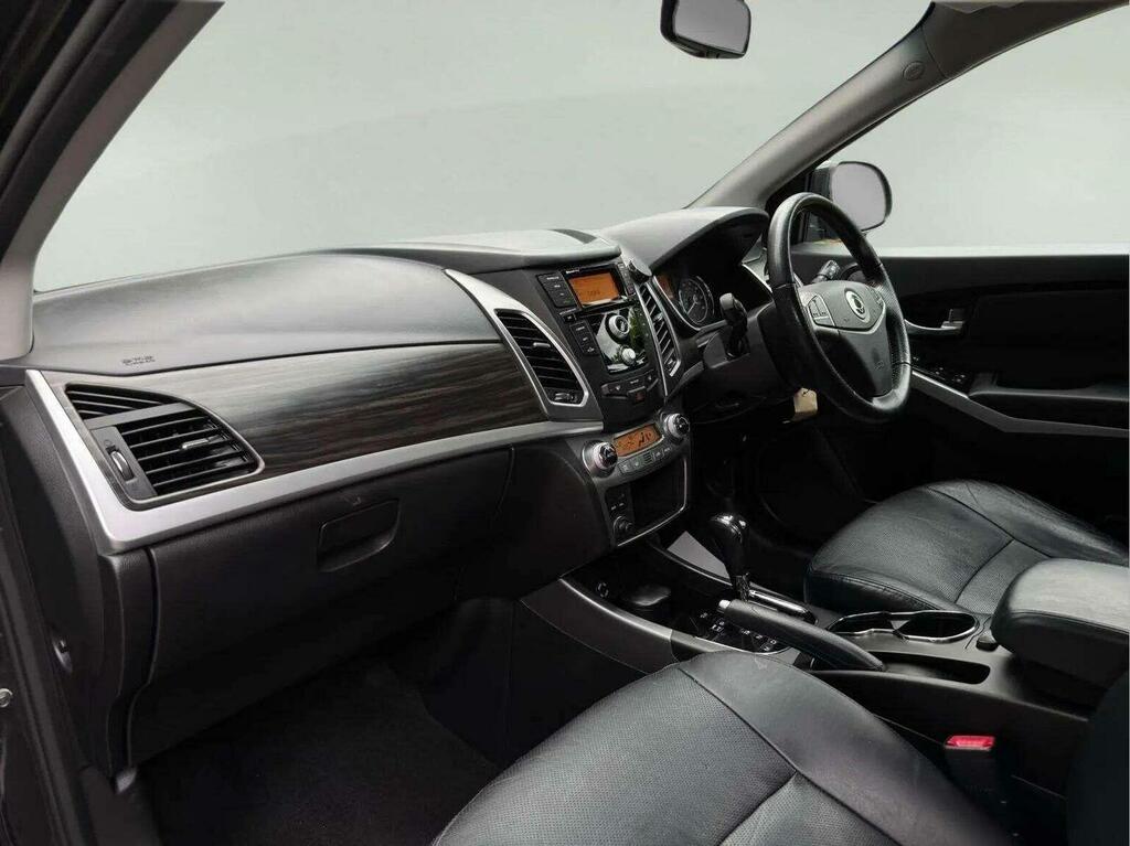 SsangYong Korando 2.0D Elx4 4Wd Euro 5 Black #15