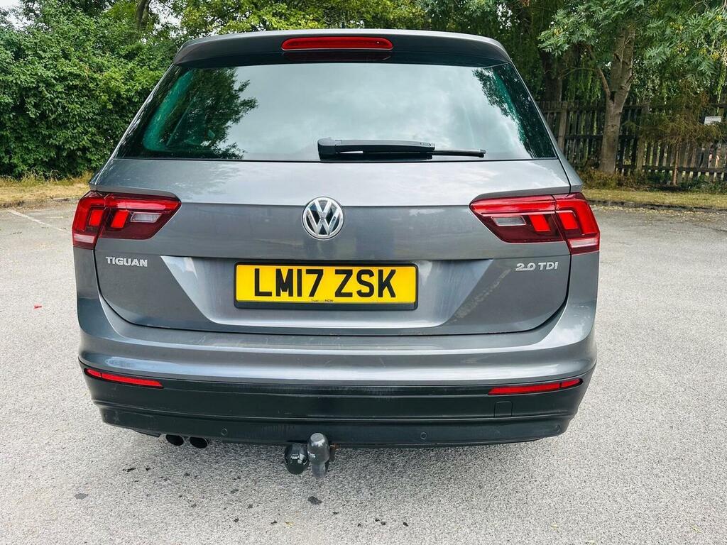 Volkswagen Tiguan 2.0 Tdi Bluemotion Tech Se Dsg Euro 6 Ss Grey #4