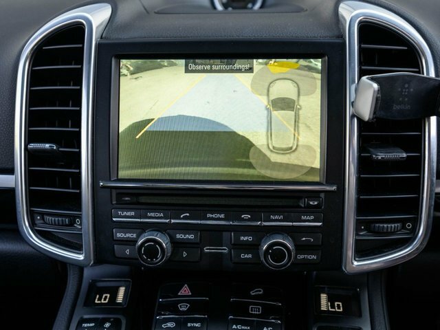 Porsche Cayenne 3L Null White #34