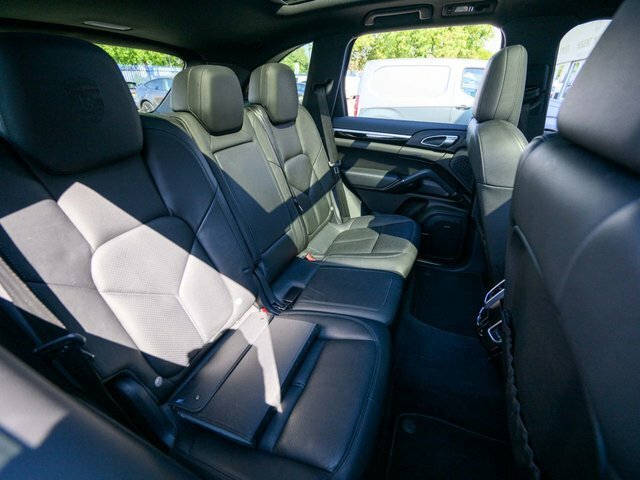 Porsche Cayenne 3L Null White #12