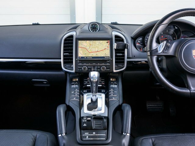 Porsche Cayenne 3L Null White #14