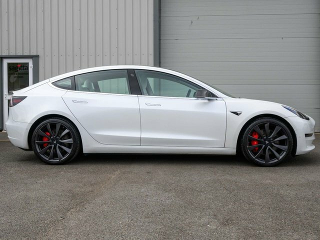 Tesla Model 3 2019 Dual Motor Performance Saloon White #5