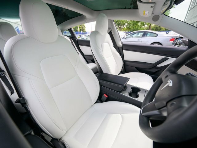 Tesla Model 3 Standard Range Plus Saloon Rwd White #10