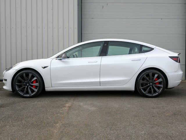 Tesla Model 3 2019 Dual Motor Performance Saloon White #6
