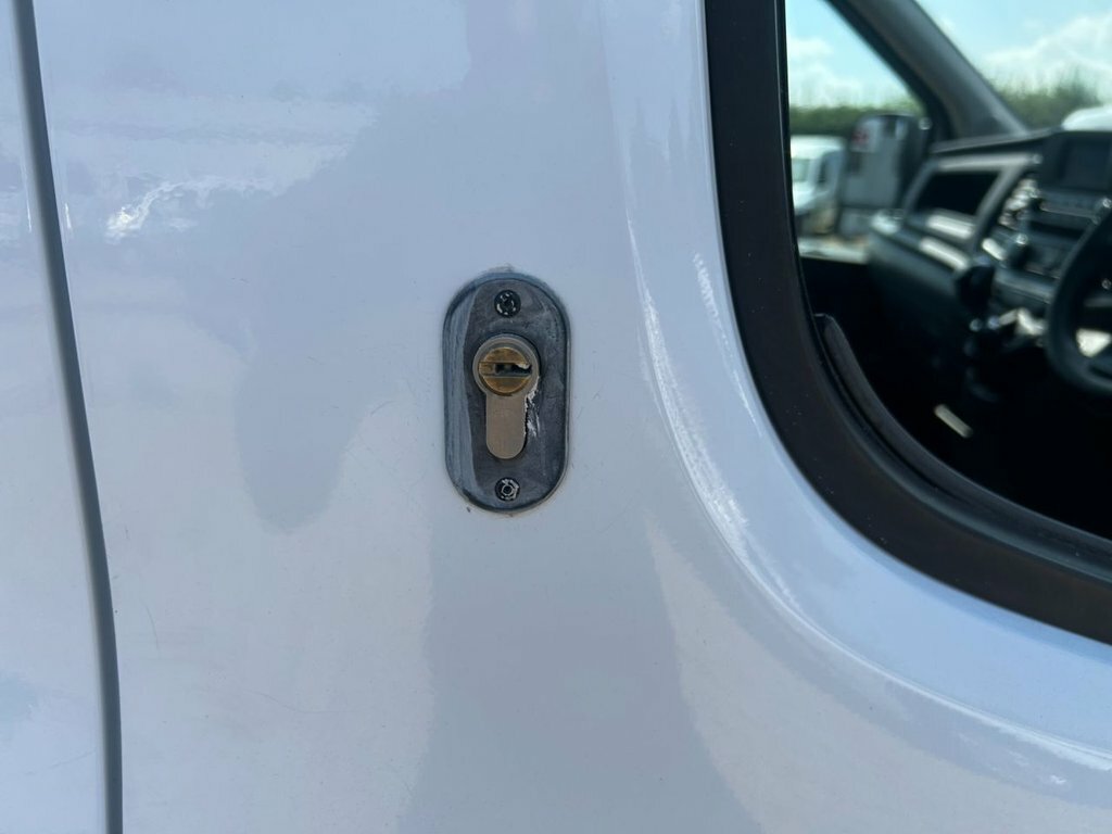Ford Transit Custom 2.0 Ecoblue 105Ps H2 Leader Van White #8