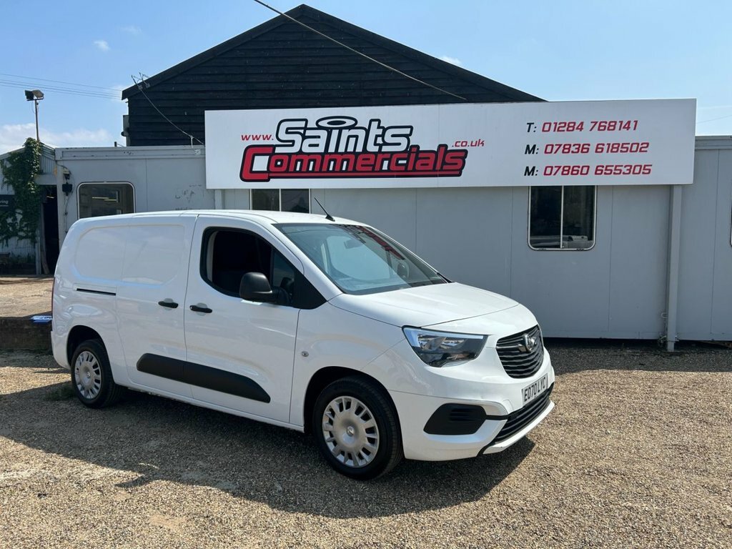 Vauxhall Combo 1.5L Sportive White