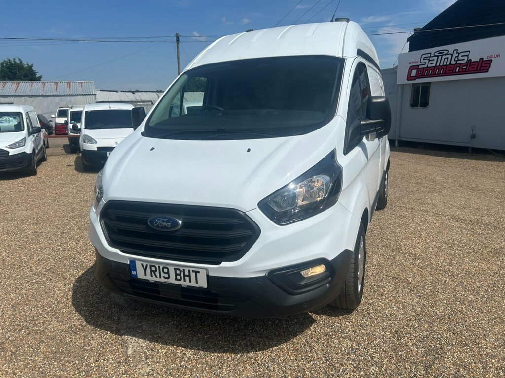 Ford Transit Custom Mpv YR19BHT White #3