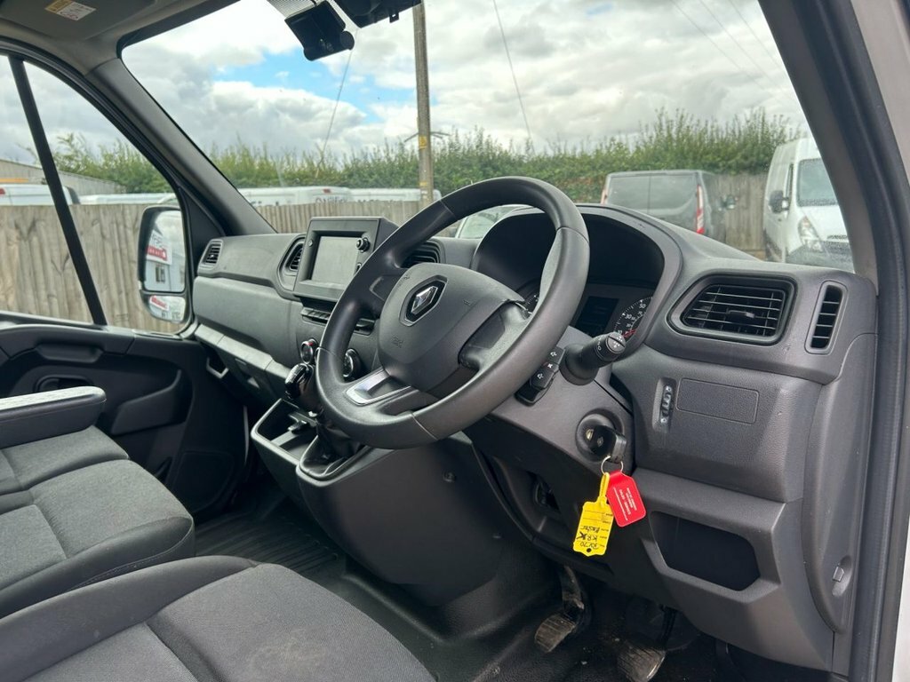 Renault Master Panel Van 2.3 Dci 35 Business Fwd Lwb Medium Roof White #7