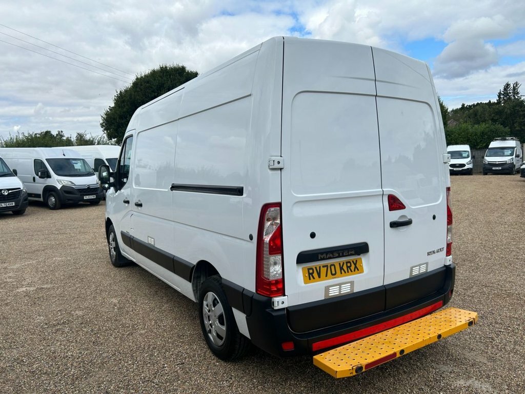 Renault Master Panel Van 2.3 Dci 35 Business Fwd Lwb Medium Roof White #21