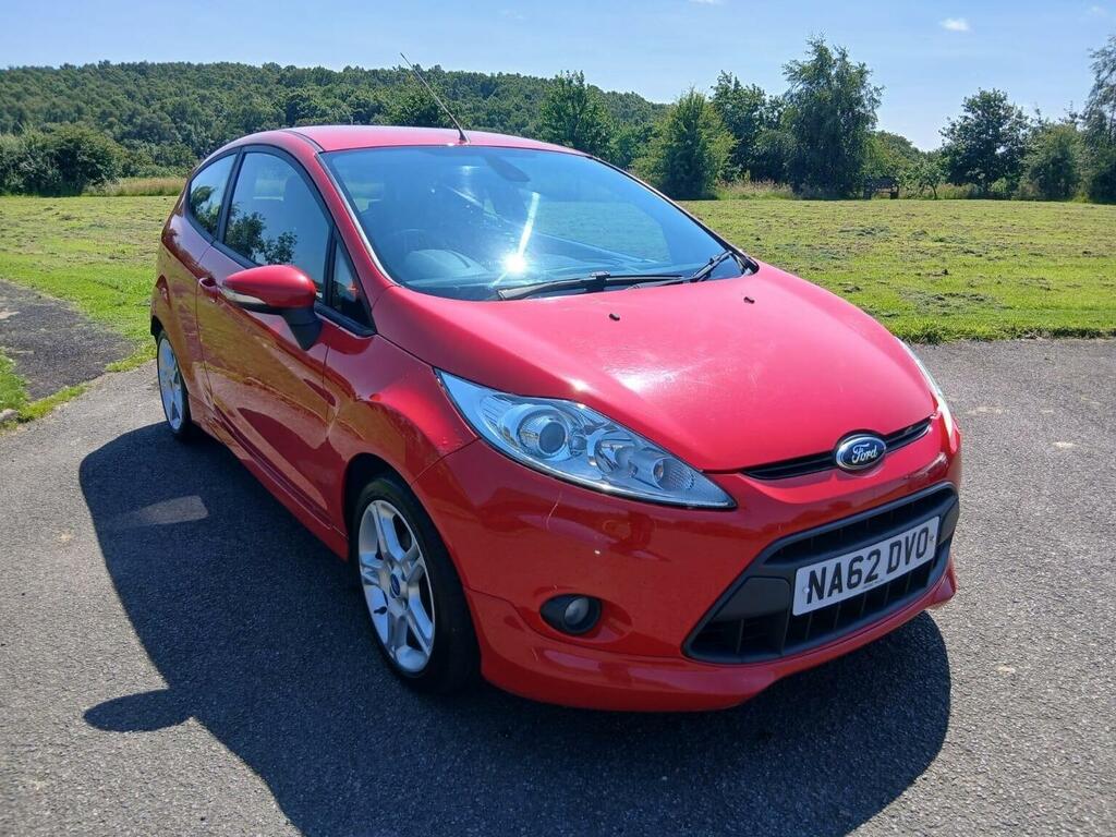 Ford Fiesta Hatchback 1.6 Td Zetec S 201262 Red