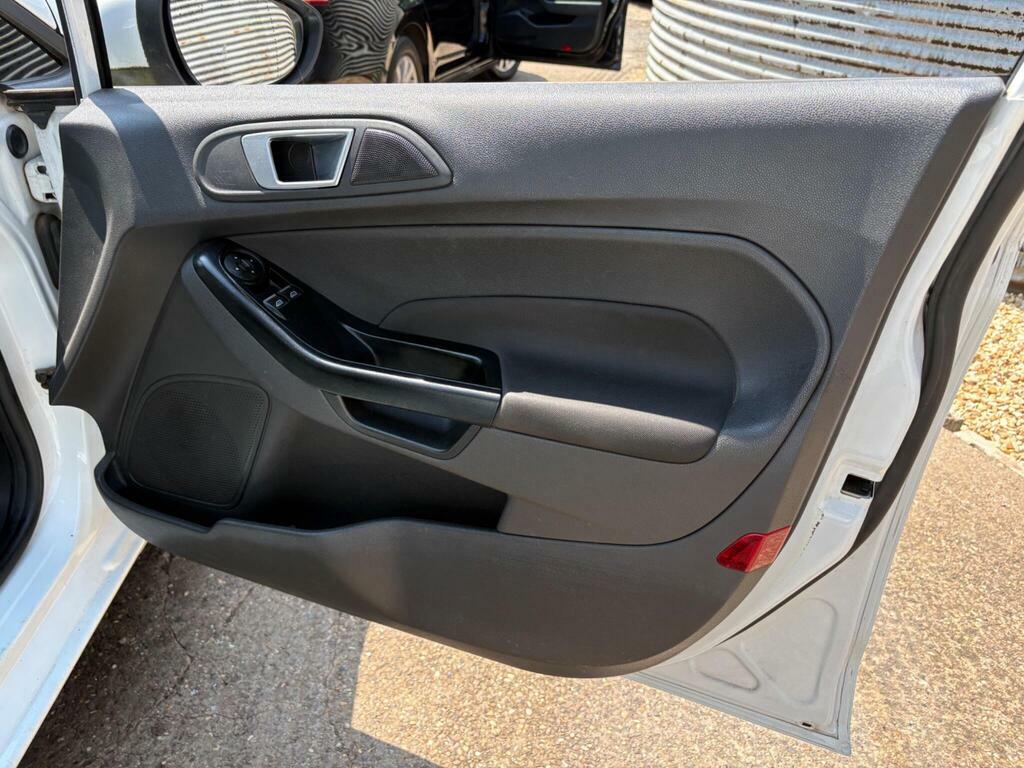 Ford Fiesta Zetec Tdci 0.00 Taxbluetoothfsh Yellow #14