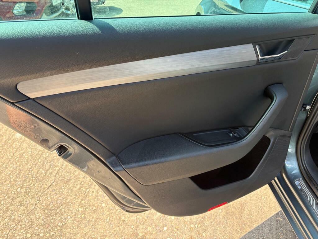 Skoda Superb 2.0 Tdi Cr Se Technology Dsg 7 Speed Blue #14