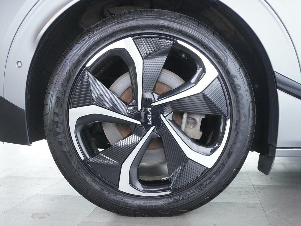 Kia EV6 77.4Kwh Gt-line S Hatchback Awd FT23WBX Grey #2