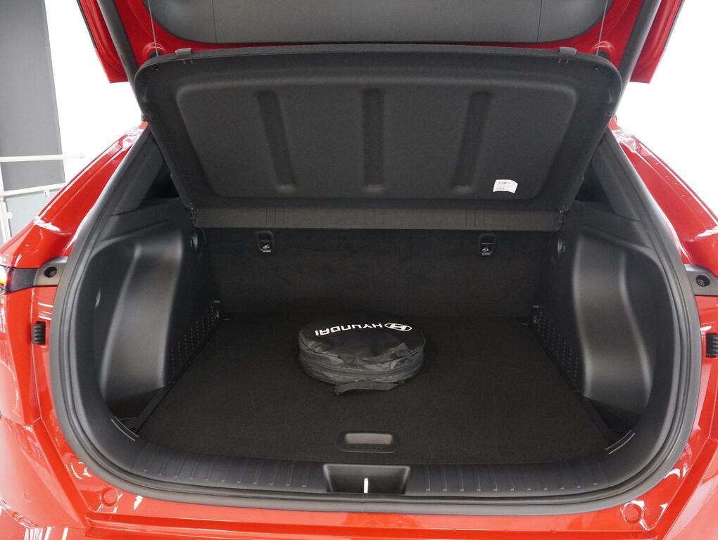 Hyundai Kona 65.4Kwh N Line Suv 218 Ps Ni Reg Red #6