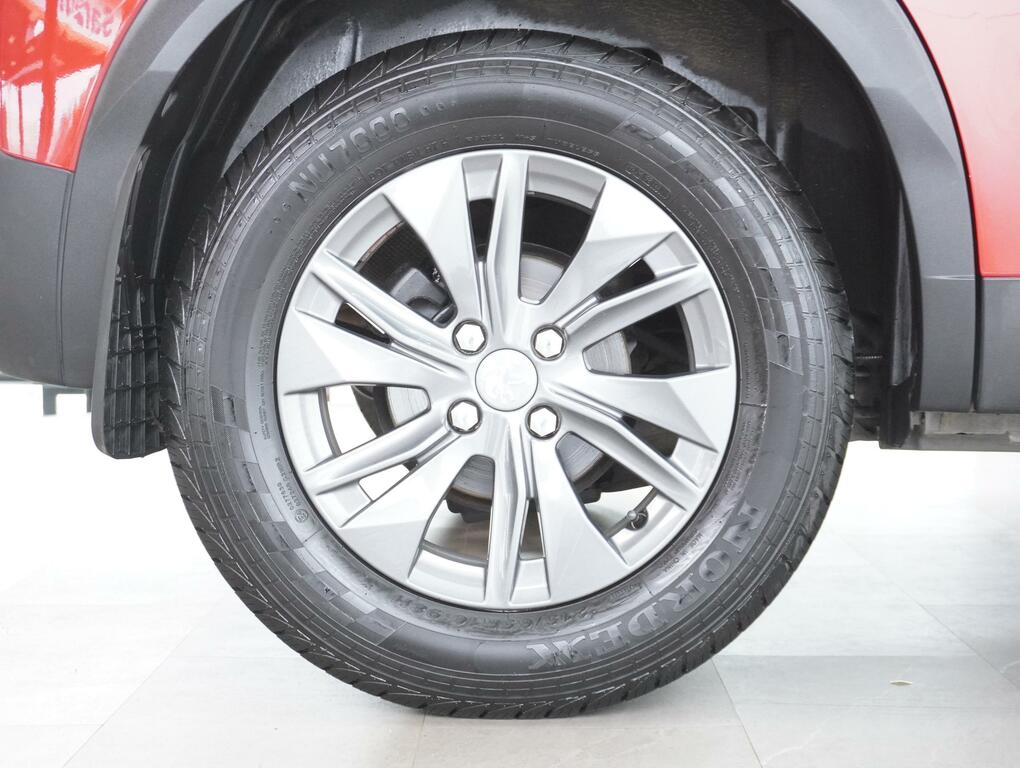 Peugeot 2008 1.2 Puretech Active Premium Suv TRZ1594 Red #2