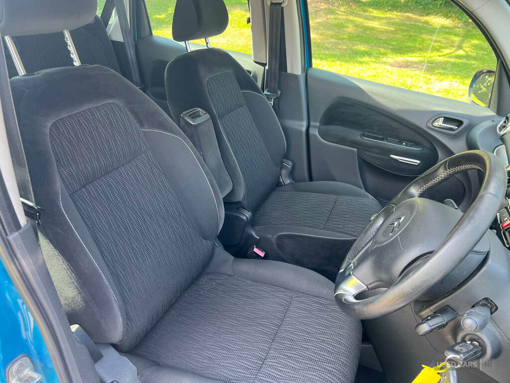 Citroen C3 Picasso  Beige #10