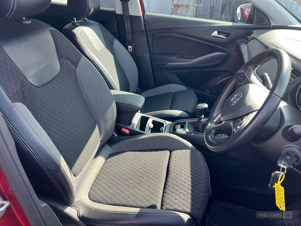 Vauxhall Grandland X Tech Line Nav Red #10
