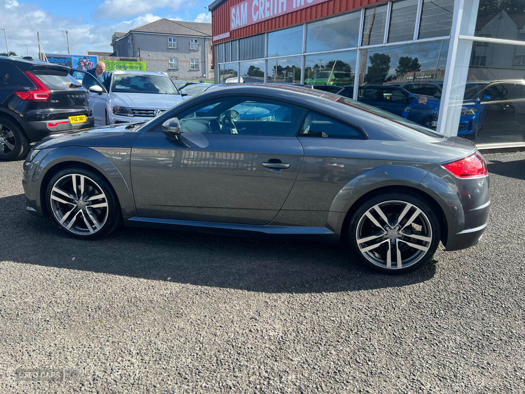 Audi TT 2.0 Tdi Ultra S Line Grey #4