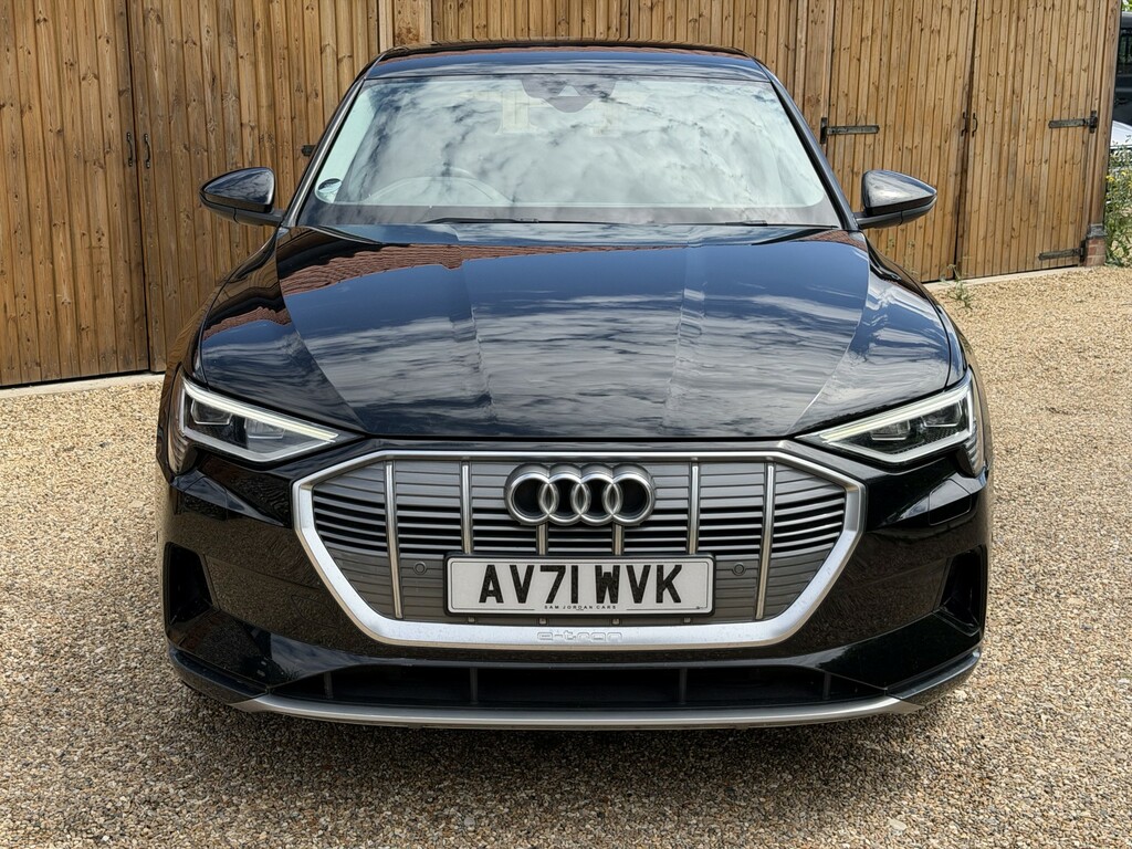 Audi E-tron Suv AV71WVK Black #5