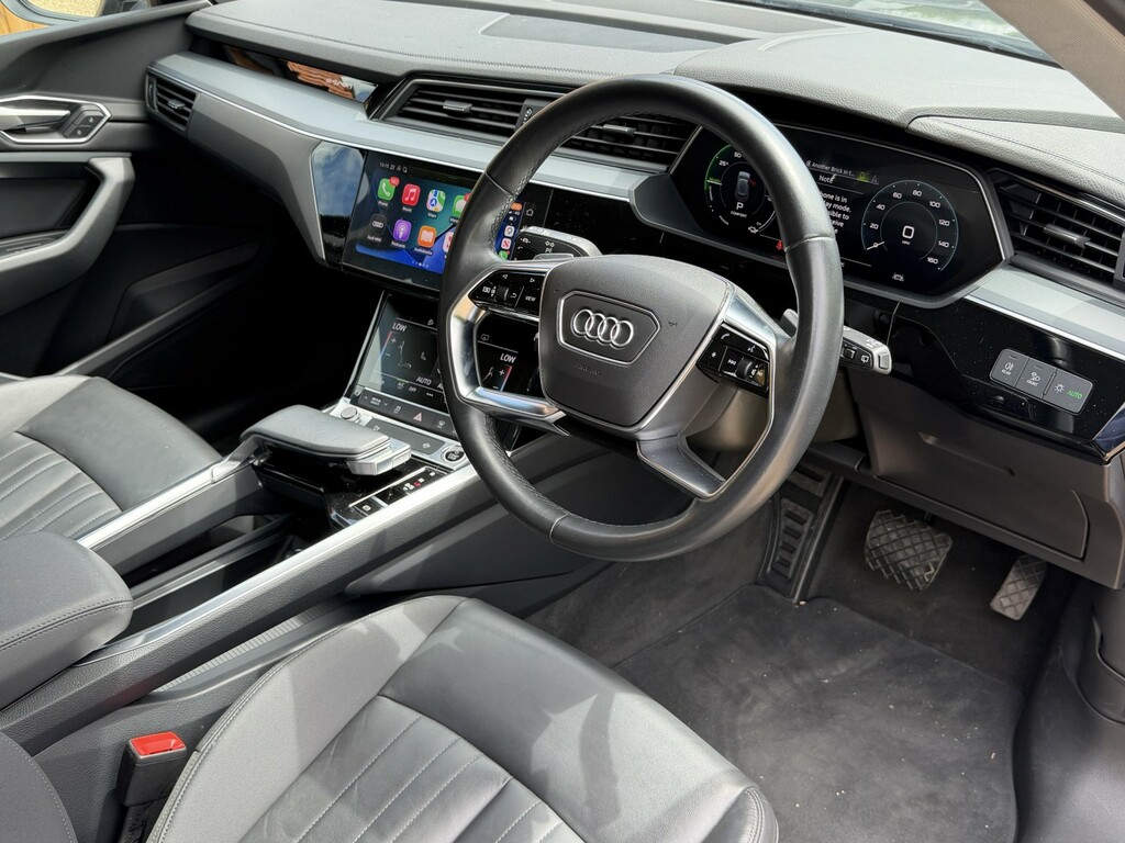 Audi E-tron Suv AV71WVK Black #2