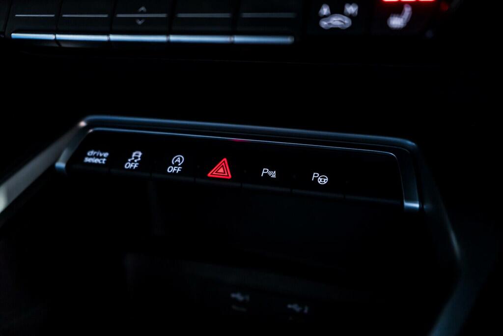 Audi S3 S3 Tfsi Quattro S Tronic Blue #17