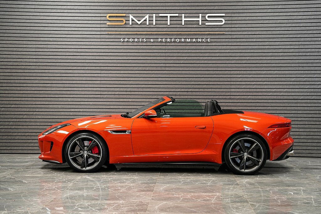 Jaguar F-Type V8 S Orange