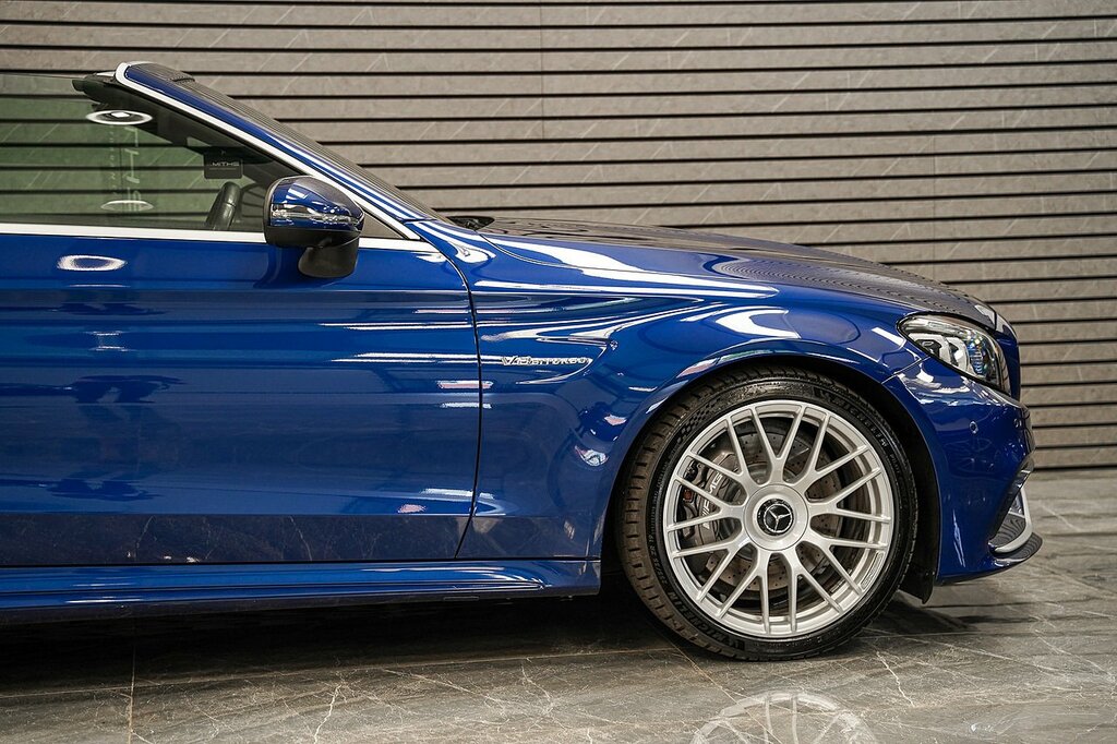 Mercedes-Benz C Class C63 V8 Biturbo Amg Blue #2
