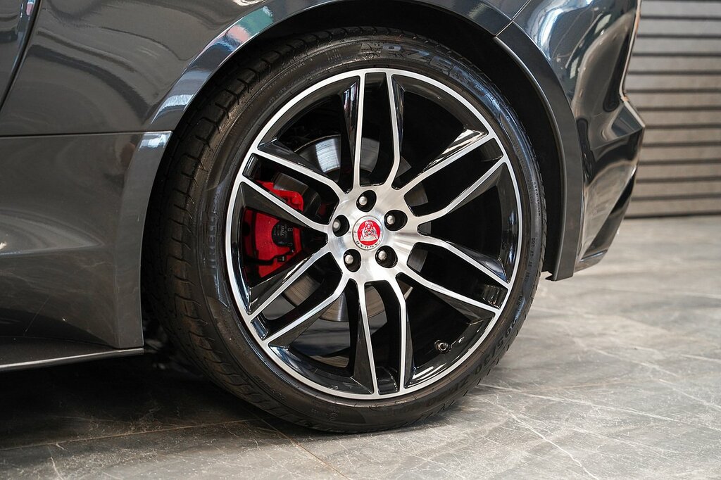 Jaguar F-Type 2.0 R-dynamic Blue #14
