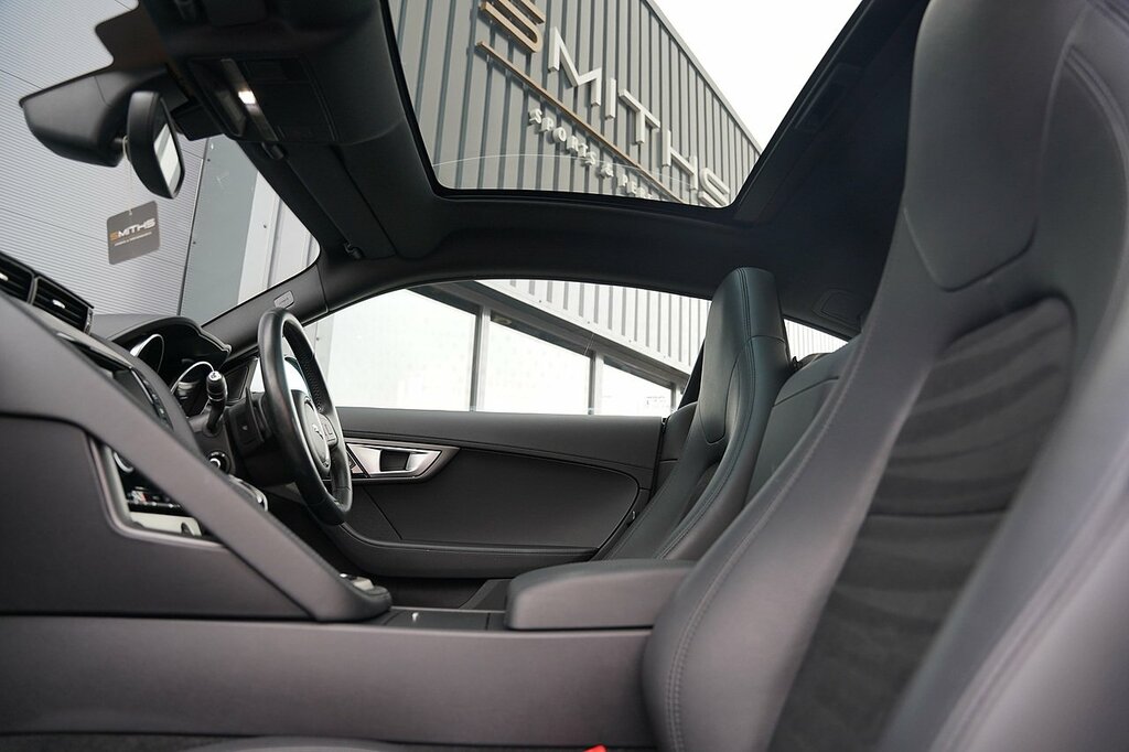 Jaguar F-Type 3L Null White #17
