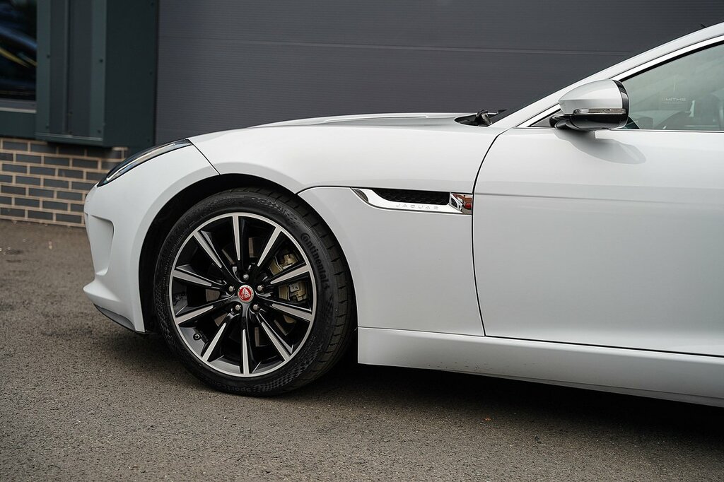 Jaguar F-Type 3L Null White #33