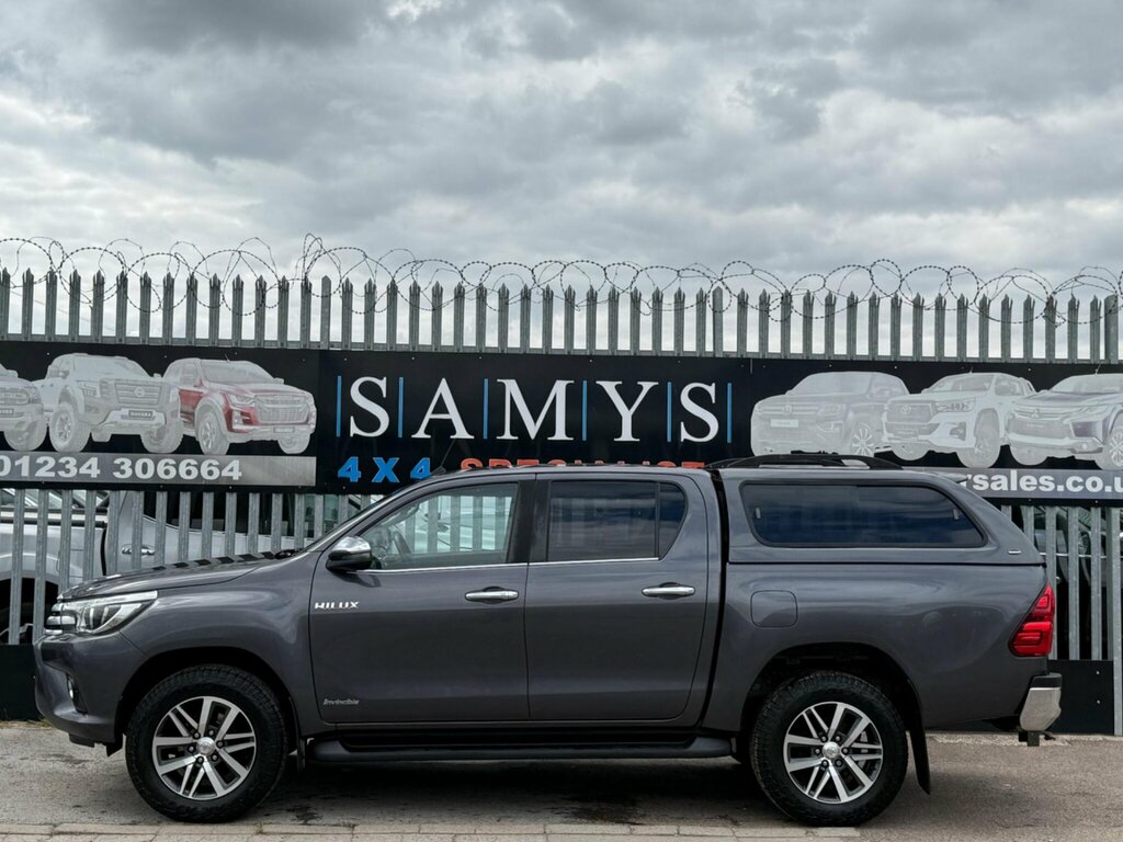 Toyota HILUX 2.4 D-4d Invincible 4Wd Euro 6 Ss Tss Grey #4