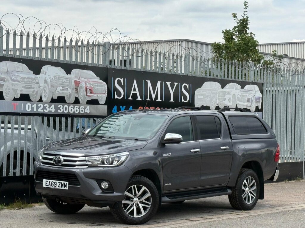 Toyota HILUX 2.4 D-4d Invincible 4Wd Euro 6 Ss Tss Grey