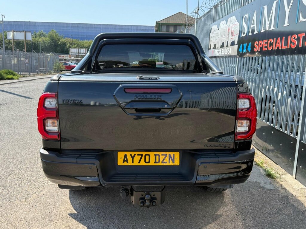 Toyota HILUX 2.8 D-4d Invincible X 4Wd Euro 6 Ss Black #5