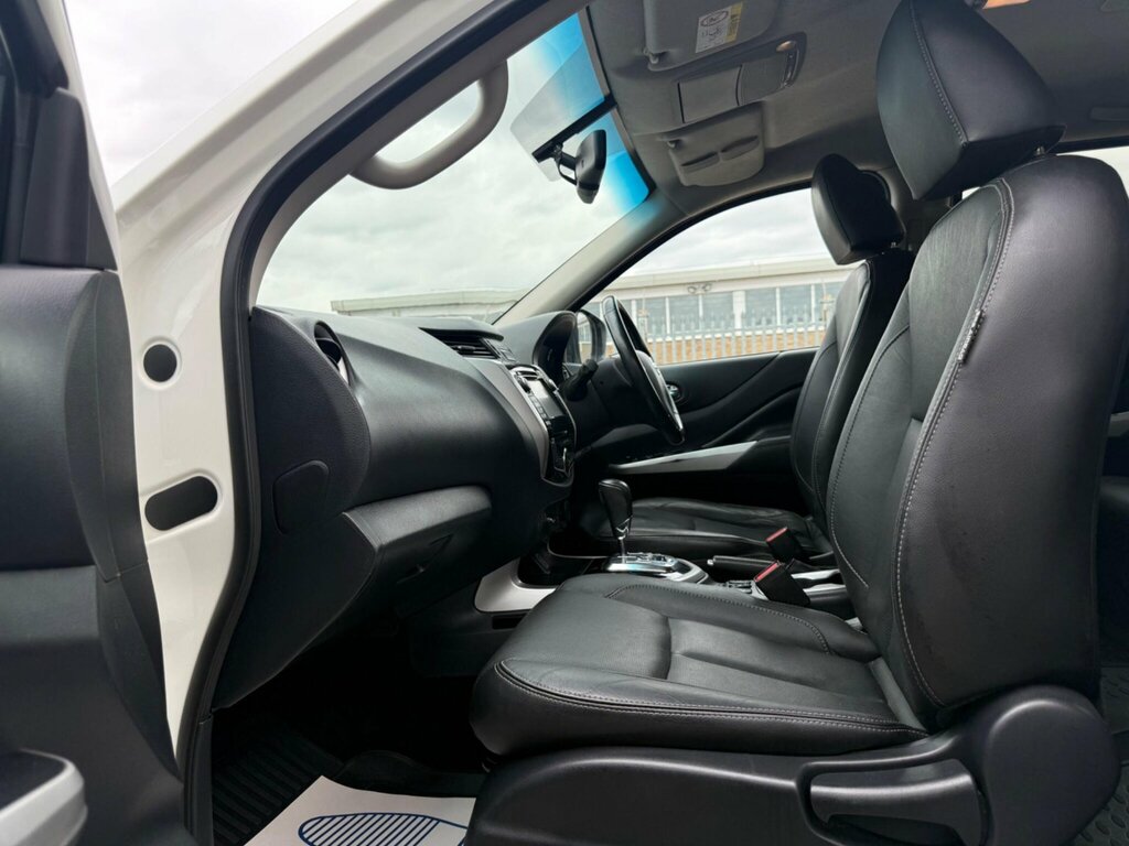 Nissan Navara Automatic Grey #11