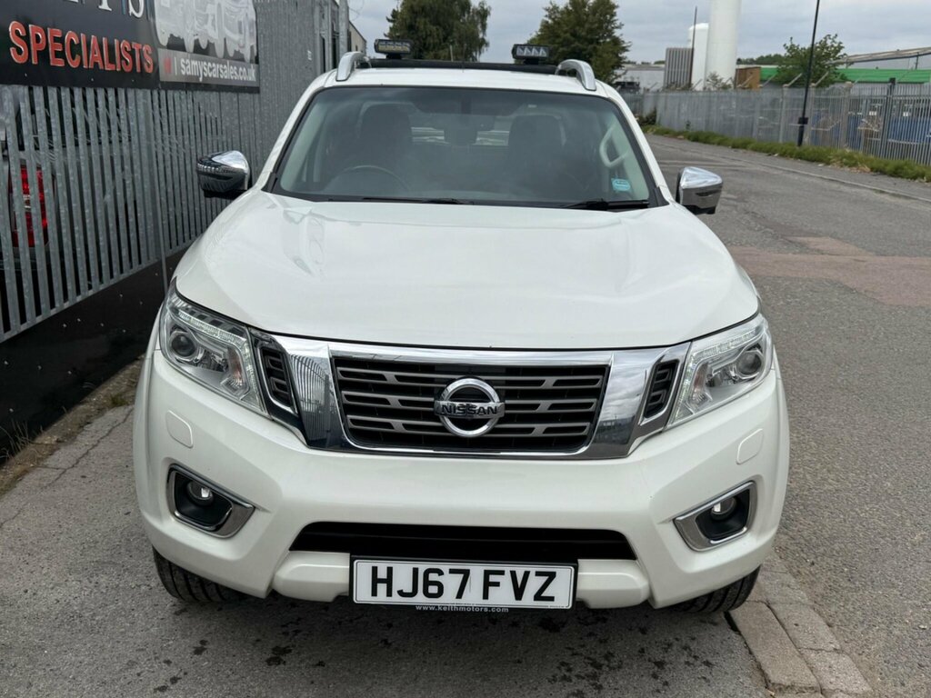Nissan Navara Automatic Grey #2