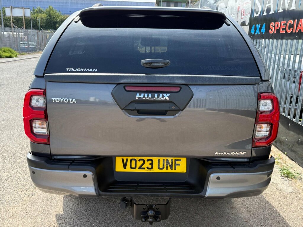 Toyota HILUX 2.8 D-4d Invincible X 4Wd Euro 6 Ss Grey #5