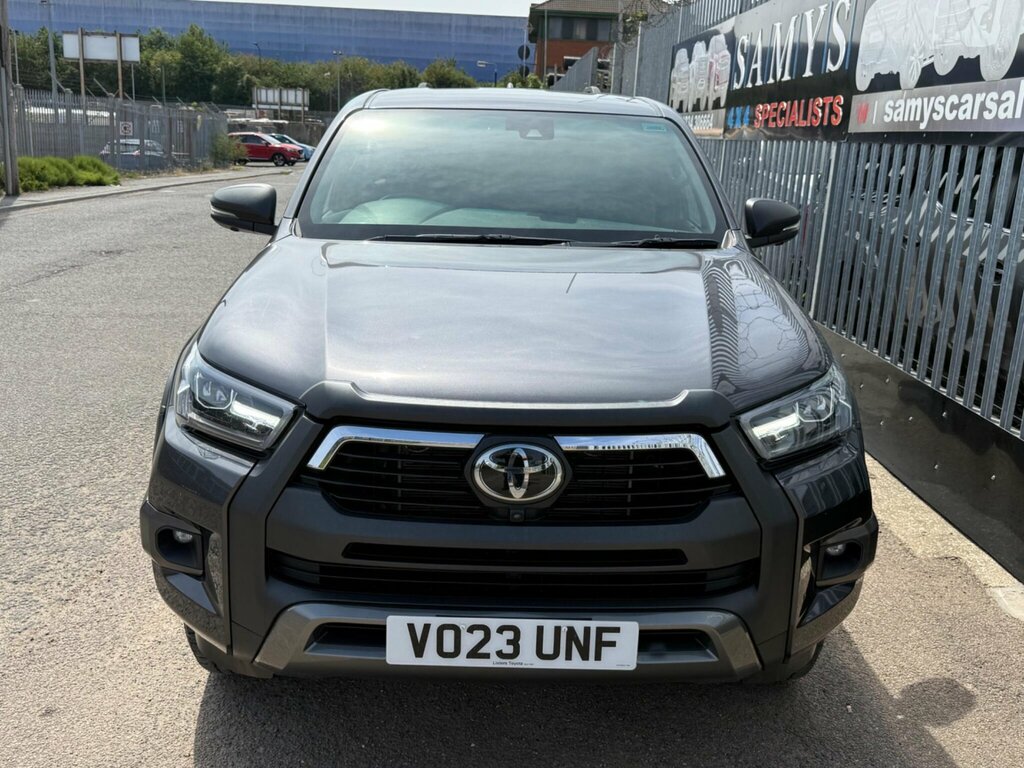 Toyota HILUX 2.8 D-4d Invincible X 4Wd Euro 6 Ss Grey #2