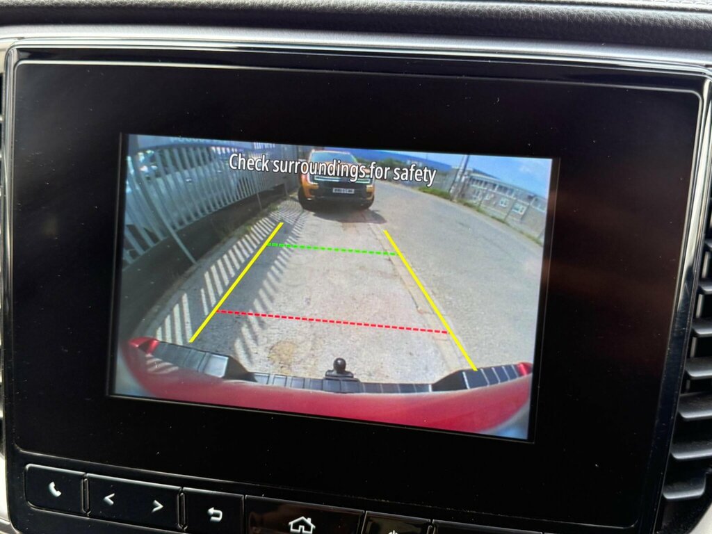 Isuzu D-Max 1.9 V-cross Double Cab 4X4 - 2023 73 Red #8