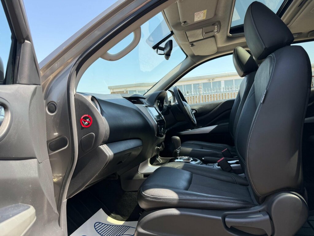 Nissan Navara Dci Tekna Shr Dcb Black #11