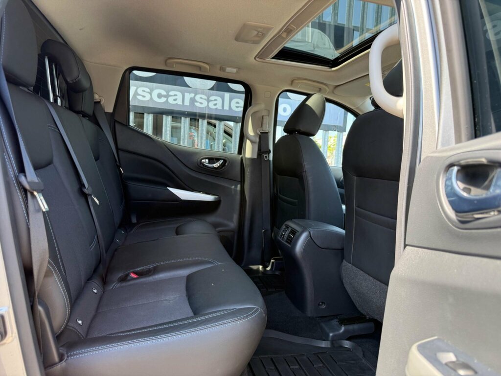 Nissan Navara Dci Tekna Shr Dcb Black #10