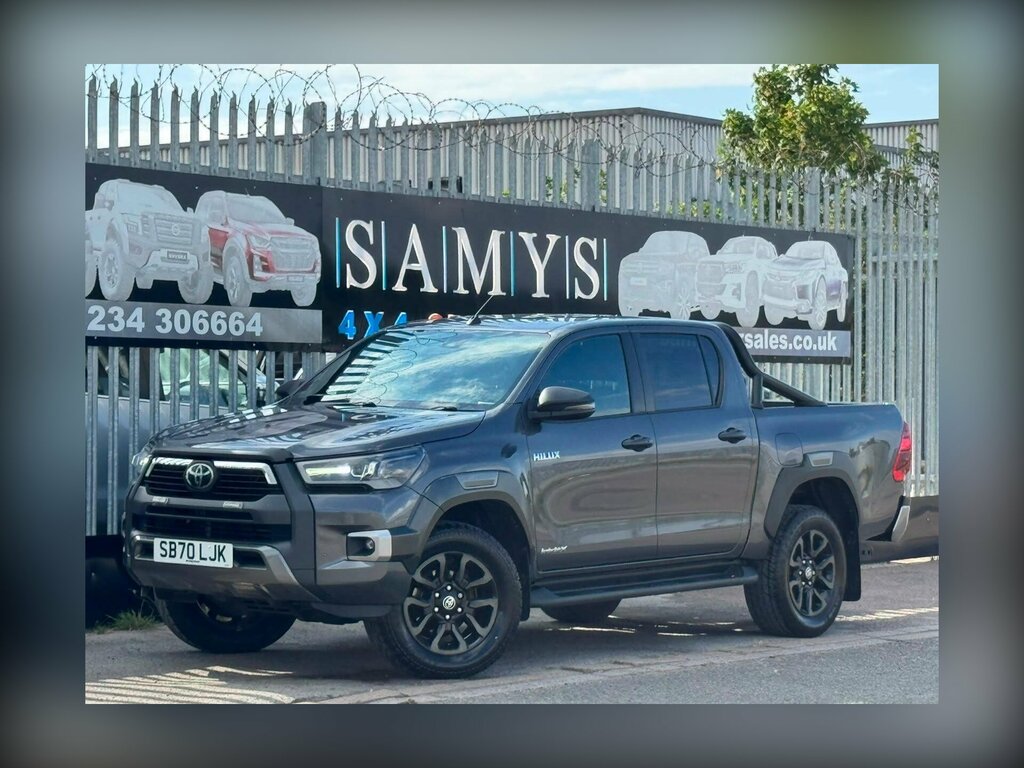 Toyota HILUX 2.8 D-4d Invincible X 4Wd Euro 6 Ss Grey