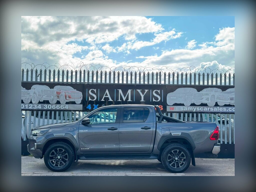 Toyota HILUX 2.8 D-4d Invincible X 4Wd Euro 6 Ss Grey #4