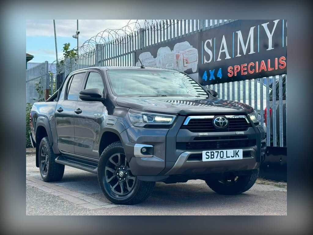 Toyota HILUX 2.8 D-4d Invincible X 4Wd Euro 6 Ss Grey #2