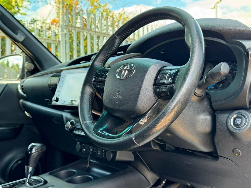 Toyota HILUX 2.8 D-4d Invincible X 4Wd Euro 6 Ss Grey #6